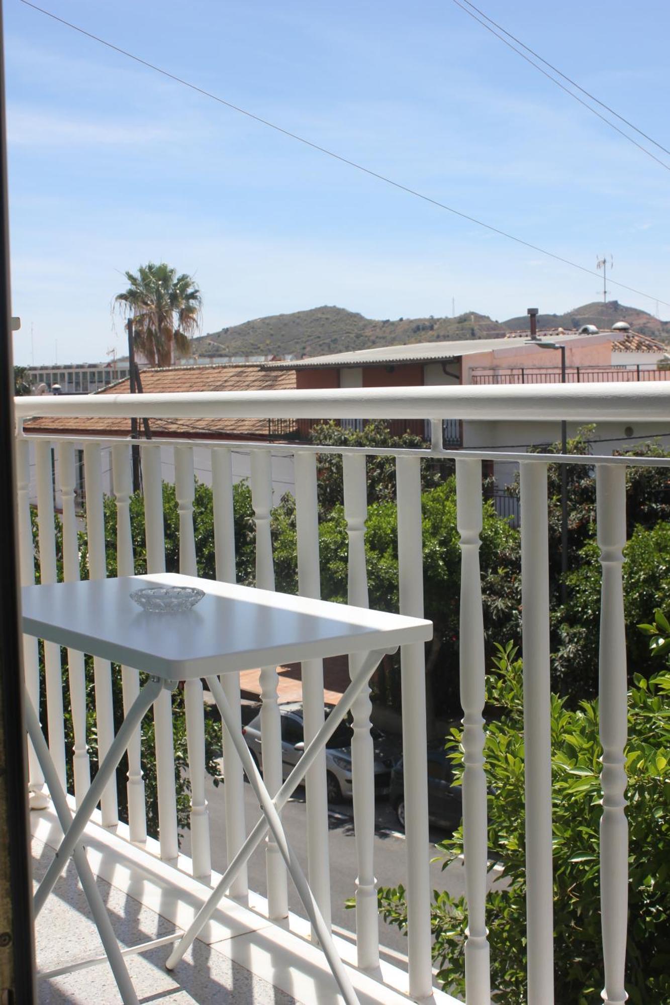 Apartamento En Ciudad Jardin Malaga Exterior photo